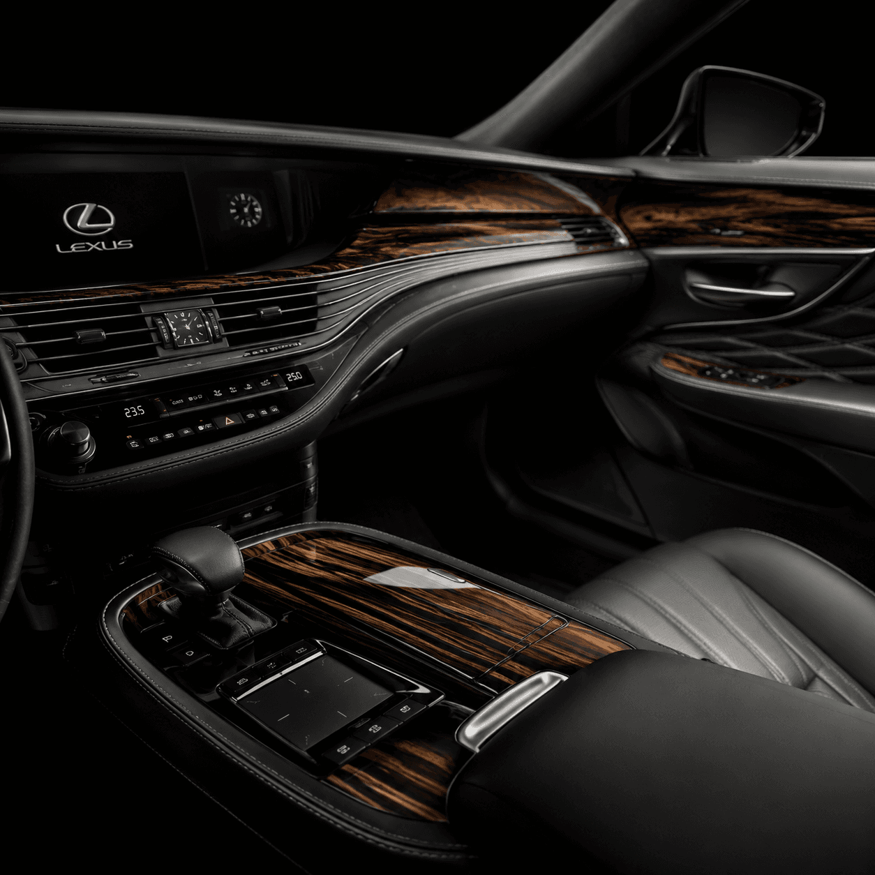 Lexus LX 700h Shimamoku-Style Layered Trim